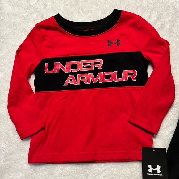Boys 2 piece Under Armour Set, Size 18 months, NWT! - Picture 2 of 3